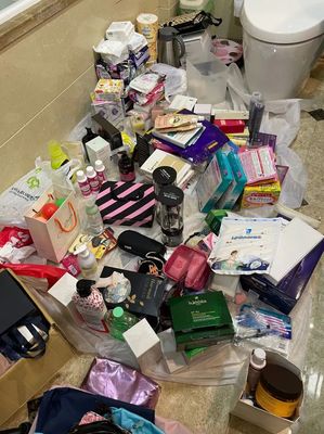 六人神操作，讓250方大宅告別擁擠，化妝品與衛(wèi)生用品收納新境界